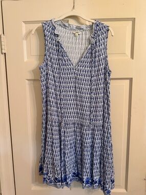 Max Studio Blue Printed Ruffle V-Neck Mini Dress